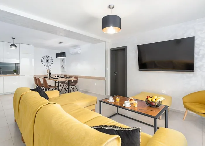 Twins In Crikvenica- Kvarner Bucht By Interhome Holiday home *
