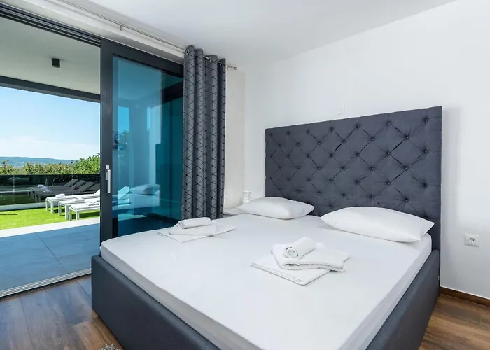 Holiday home Twins In Crikvenica- Kvarner Bucht By Interhome Crikvenica