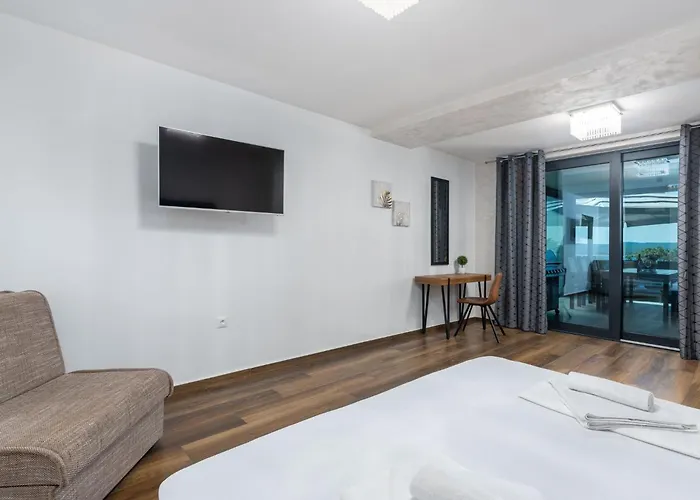 Holiday home Twins In Crikvenica- Kvarner Bucht By Interhome *