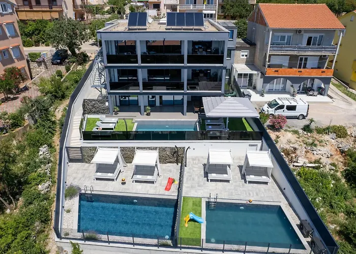 Holiday home Twins In Crikvenica- Kvarner Bucht By Interhome